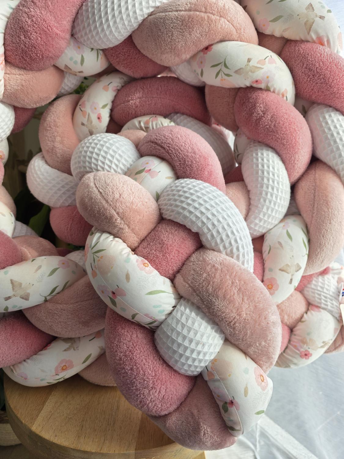 Tresse de lit 4 brins blanc doudou poudré vieux rose et birdy 5m