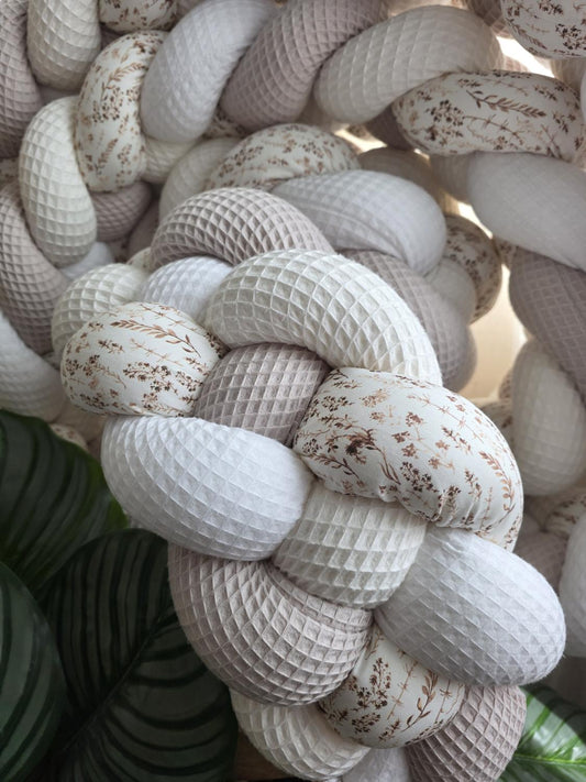 Tresse de lit 4 brins blanc écru beige et fleurs des champs 4.6m