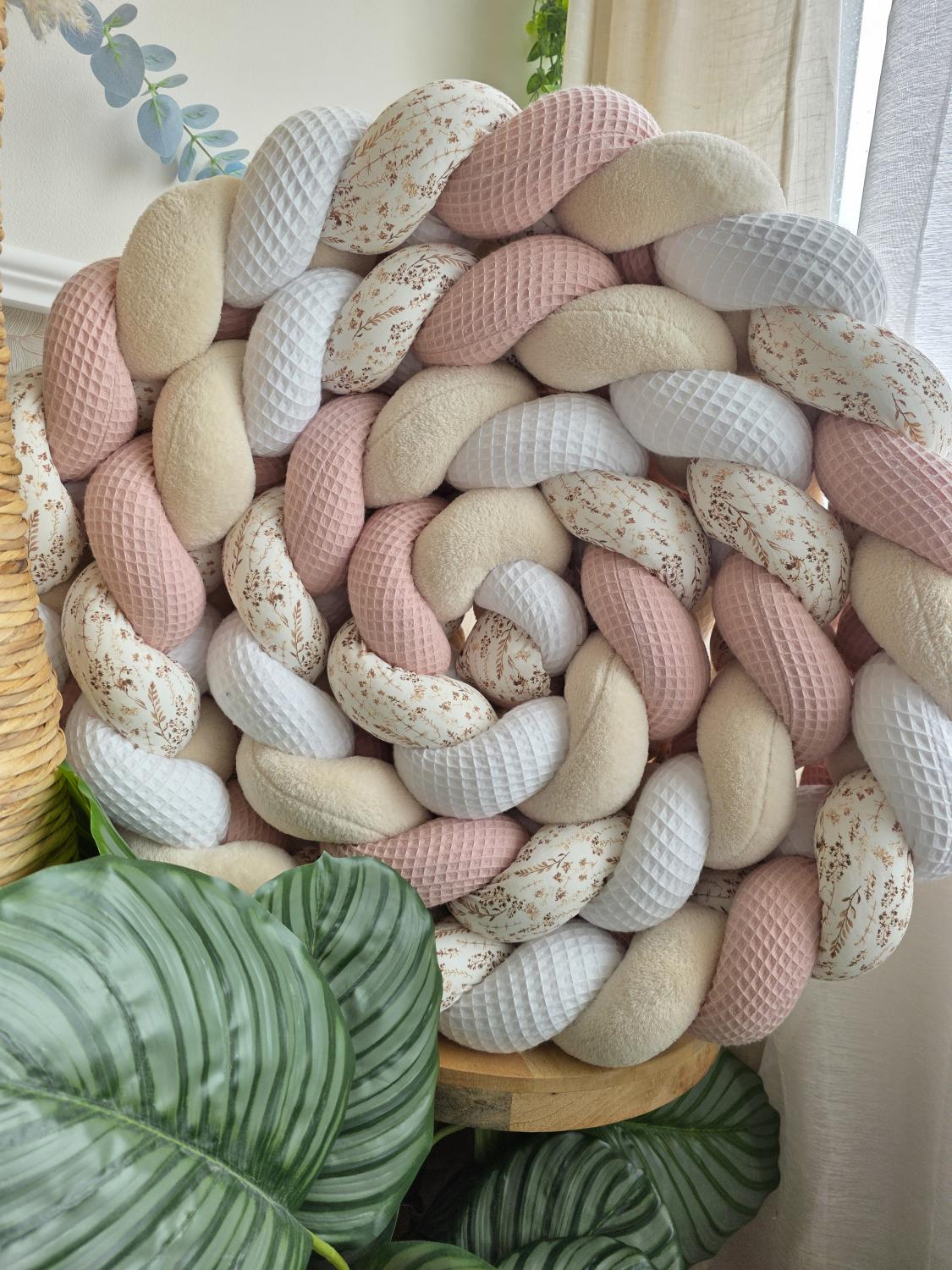 Tresse de lit 4 brins blanc poudré doudou beige et fleurs des champs 4.6m