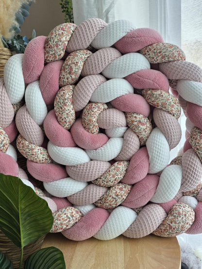 Tresse de lit 4 brins blanc poudré doudou vieux rose et fleurs d'été 4.6m