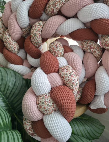 Tresse de lit 4 brins blanc poudré marsala et fleurs d'été 4.6m