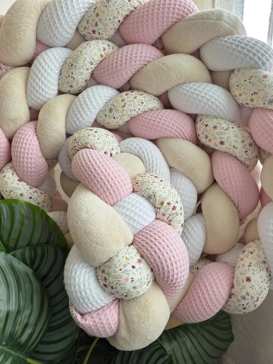 Tresse de lit 4 brins blanc rose doudou beige et printemps 4,6m