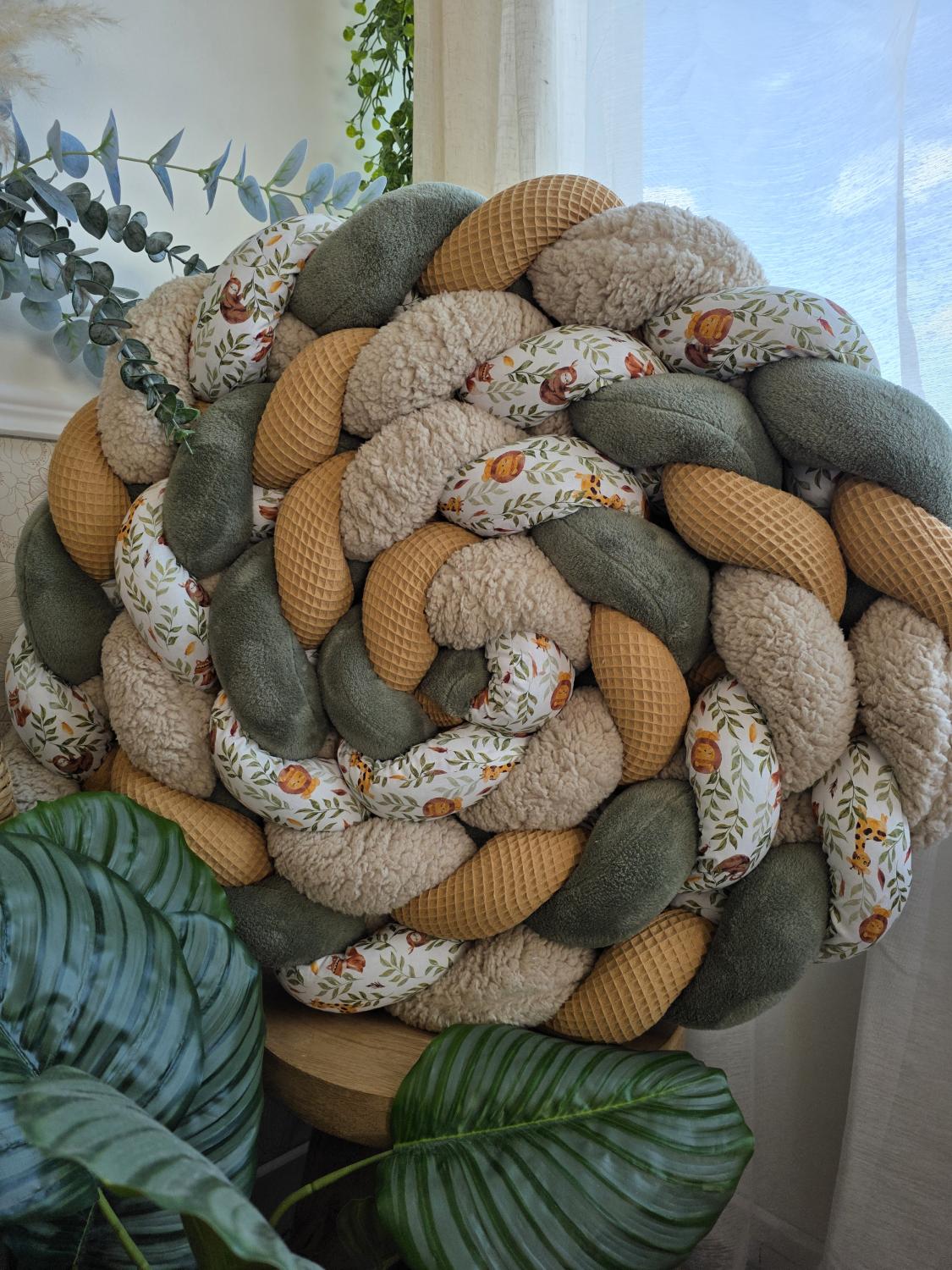 Tresse de lit 4 brins camel doudou olive moumoute beige et lion 4.6m