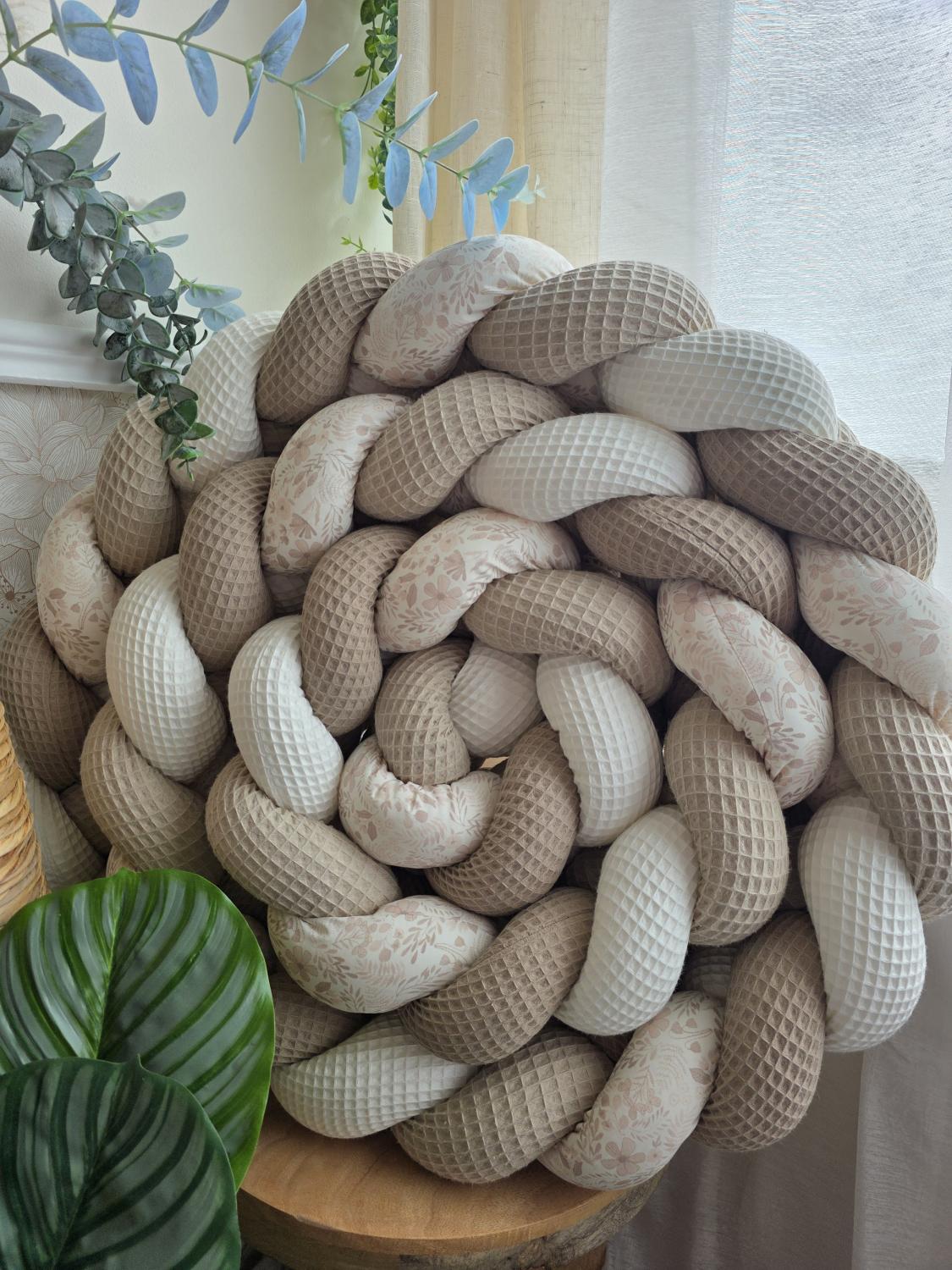 Tresse de lit 4 brins écru beige café et fleurs pâle 3.6m