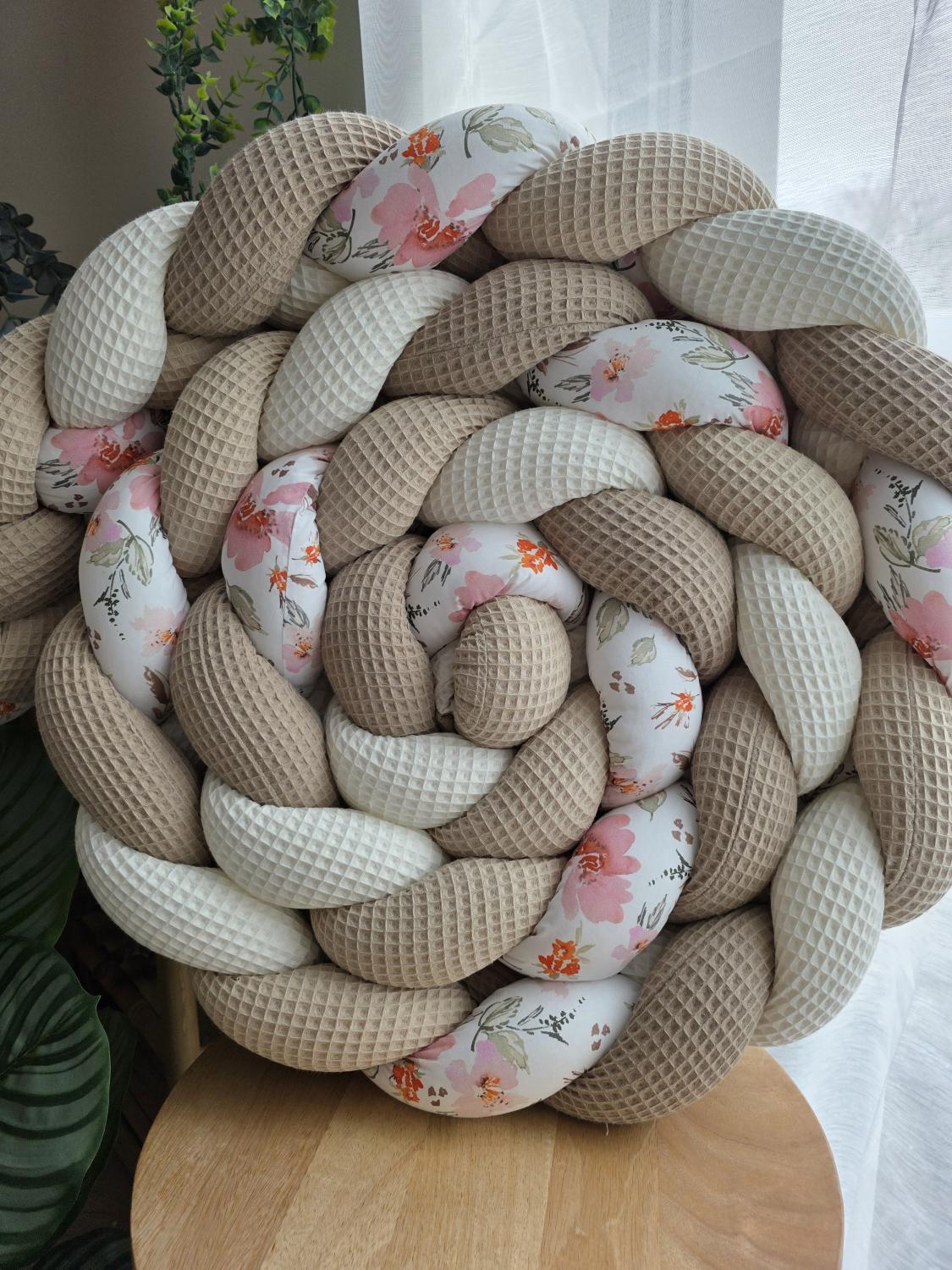 Tresse de lit 4 brins ecru beige et fleurs pastel 4m