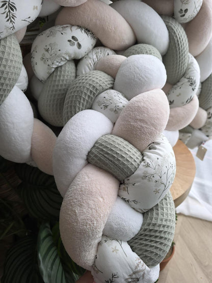 Tresse de lit 4 brins sauge doudou blanc beige et fleur d hiver 3m