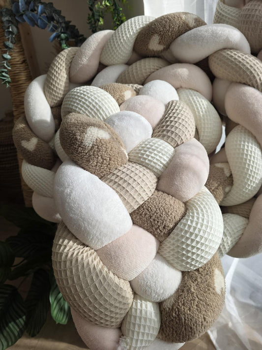 Tresse de lit 5 brins écru beige doudou écru et beige et teddy beige à coeurs écru 4.2m